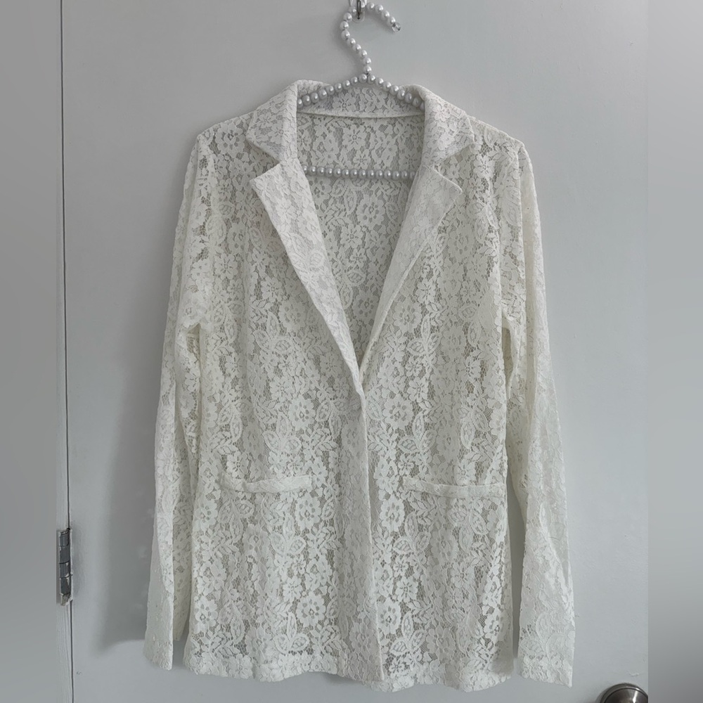 Elegant Lace Blazer